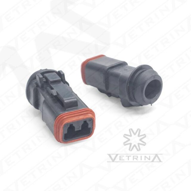 Conector fêmea selado Deutsch série DT de 2 vias, modelo DT06-2S-LC01, cor cinza com retentor traseiro de proteção e vedação de alta performance.