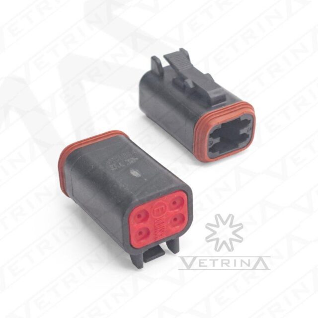 Conector fêmea selado Deutsch série DT de 4 vias, modelo DT06-4S-CE02, cor preta com vedação reduzida para cabos de 0,75 a 1,5mm² e proteção IP68.
