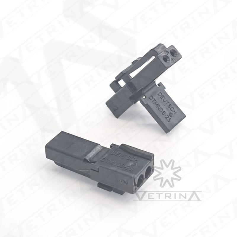 Conector plugue fêmea Deutsch série DTMN de 2 vias, modelo DTMN06-2S, cor cinza, ultra compacto para chicotes elétricos selados.