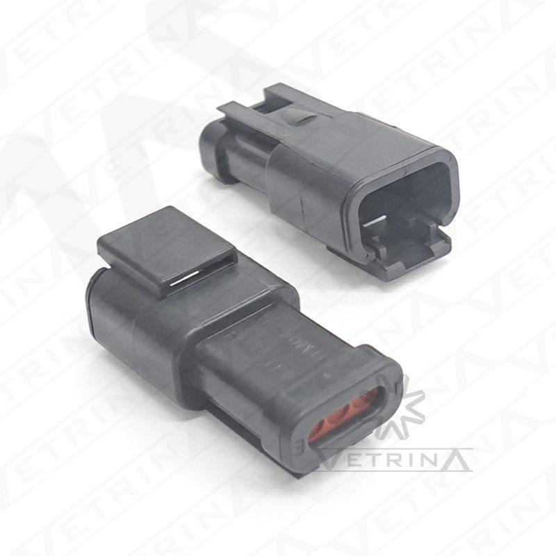 Conector macho Deutsch série DTM de 3 vias, modelo DTM04-3P-E005, cor preta com retentor traseiro e proteção IP68.