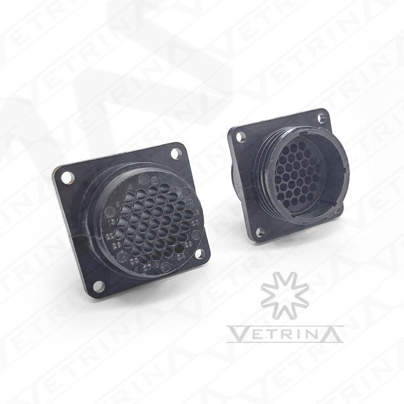 Conector CPC 37 vias preto com flange 4 furos