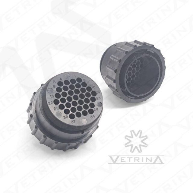 Conector circular macho TE Connectivity série CPC de 37 vias, modelo 206305-1, em termoplástico preto, projetado para montagem em painel e alta densidade de conexões em sistemas industriais.