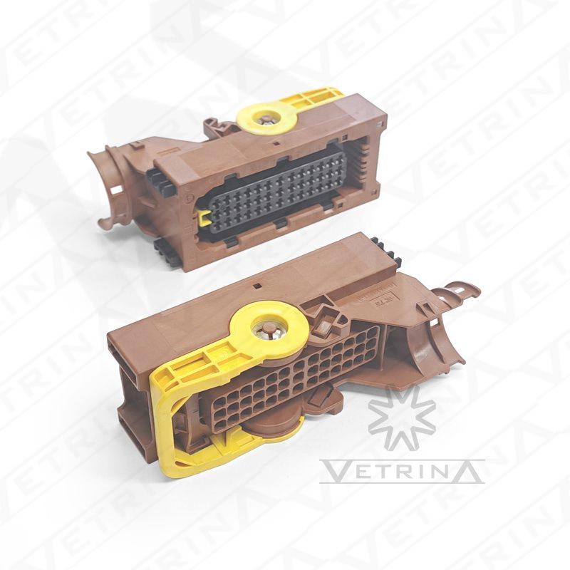 Conector fêmea selado TE Connectivity série LEVYSEAL de 39 vias, modelo 6-1718321-3, cor marrom com alavanca de trava, projetado para alta densidade e proteção em ambientes automotivos pesados.