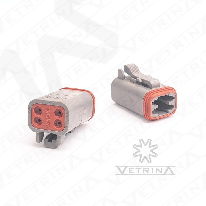 Conector selado Amphenol série AT de 4 vias, modelo AT06-4S, cor cinza, em termoplástico resistente para aplicações automotivas e industriais pesadas.