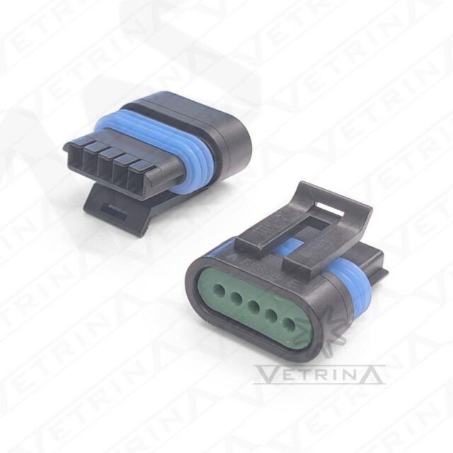 Conector fêmea selado Aptiv série Metri-Pack 150.2 de 5 vias, modelo 12162825, sistema Pull-to-Seat, cor preta, projetado para conexões compactas e estanques.