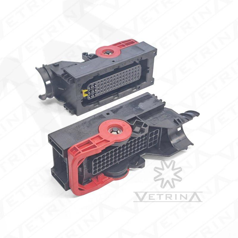 Conector fêmea selado TE Connectivity série LEVYSEAL de 29 vias, modelo 1-2318696-1, cor preta com alavanca vermelha, projetado para integração de terminais MCP 1.5K e 2.8 em chicotes automotivos.