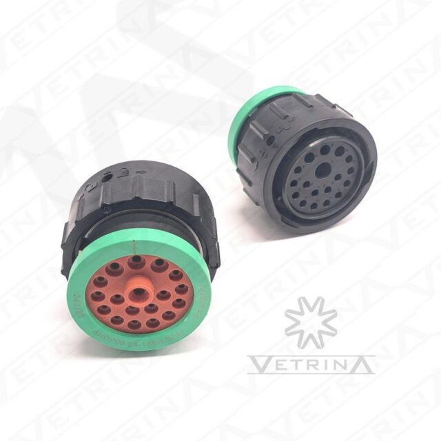 Conector plugue fêmea circular Amphenol série AHDP de 18 vias, modelo AHDP06-24-18SN-BRA, com anel adaptador traseiro e vedação de alta performance.