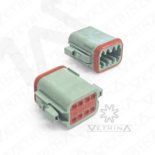 Conector plugue fêmea Deutsch série DT de 8 vias, modelo DT06-08SC, cor verde com chaveamento Key C e proteção IP68.