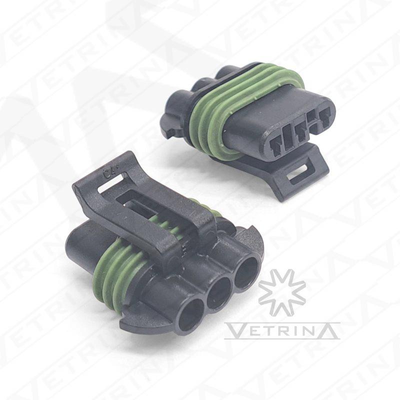 Conector fêmea selado Aptiv Metri-Pack 150 de 3 vias, modelo 12131792, cor preta com trava verde e proteção IP68.
